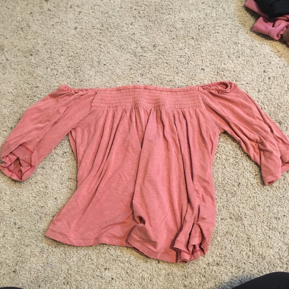 American Eagle off the shoulder top